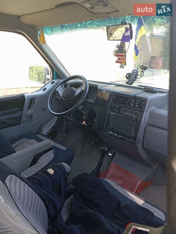 Минивэн Volkswagen Transporter 1991 в Днепре фото 3 Минивэн Volkswagen Transporter 1991 в Днепре