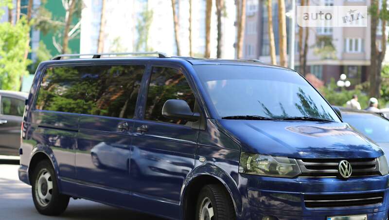 Грузопассажирский фургон Volkswagen Transporter 2012 в Киеве