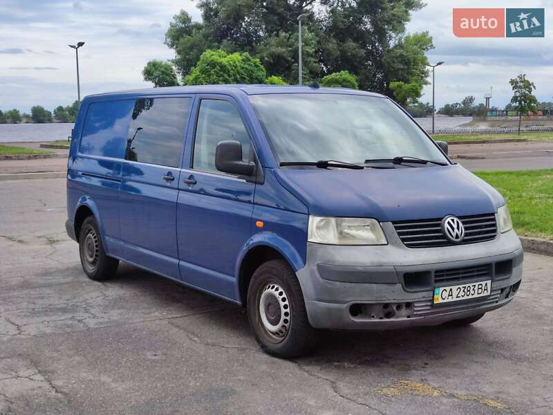 Вантажопасажирський фургон Volkswagen Transporter 2005 в 