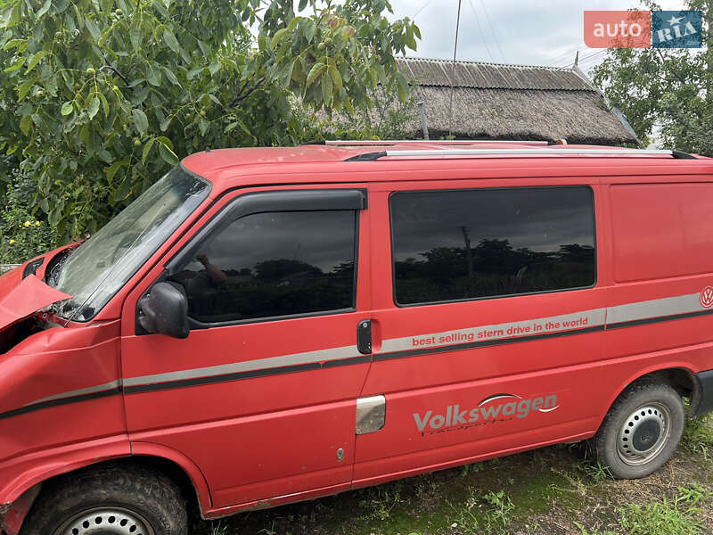 Минивэн Volkswagen Transporter 2001 в Беляевке