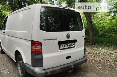 Вантажний фургон Volkswagen Transporter 2005 в Харкові