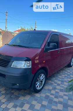 Грузовой фургон Volkswagen Transporter 2005 в Могилев-Подольске