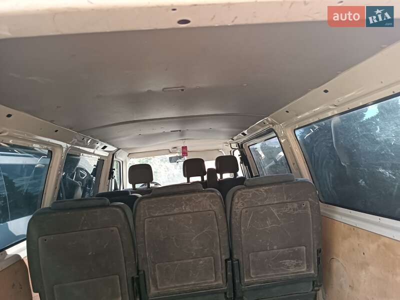 Мінівен Volkswagen Transporter 2000 в Самборі