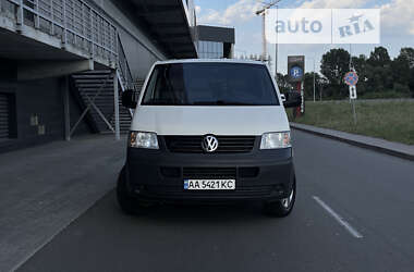 Грузовой фургон Volkswagen Transporter 2008 в Киеве