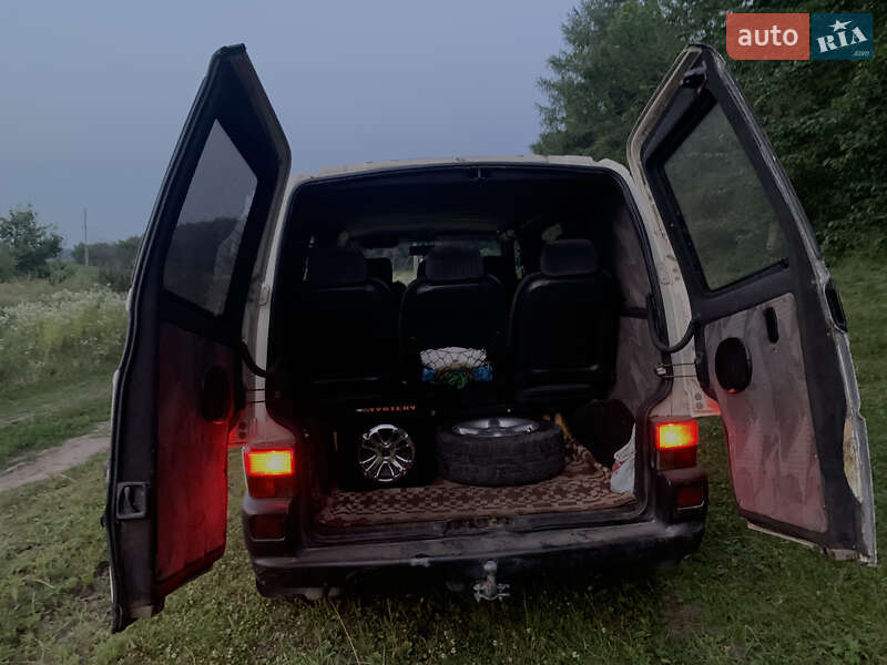 Минивэн Volkswagen Transporter 1999 в Бучаче