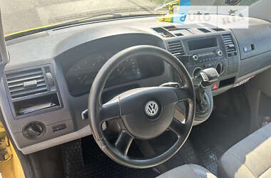 Вантажний фургон Volkswagen Transporter 2009 в Брошневі-Облозі