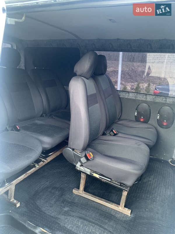 Минивэн Volkswagen Transporter 1995 в Косове