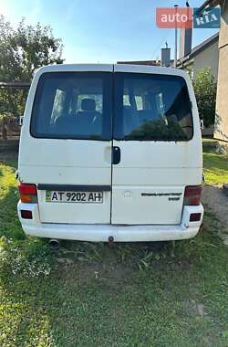 Минивэн Volkswagen Transporter 2000 в 