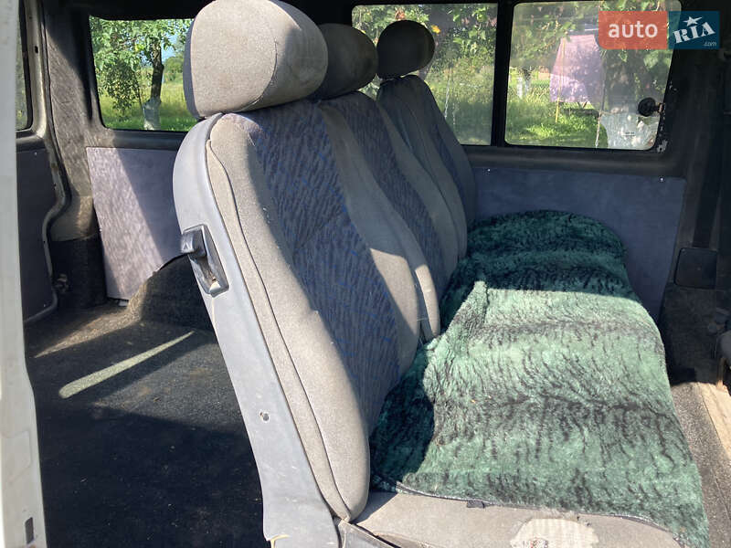 Мінівен Volkswagen Transporter 1994 в Шацьку