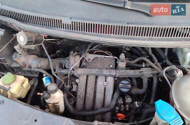 Минивэн Volkswagen Transporter 2009 в 