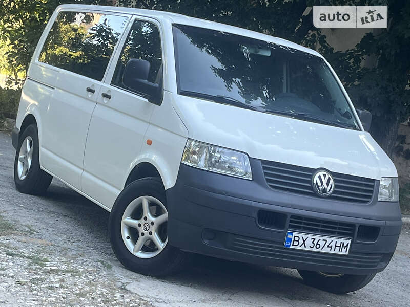 Мінівен Volkswagen Transporter 2003 в Кам'янець-Подільському