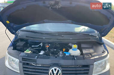 Минивэн Volkswagen Transporter 2009 в 