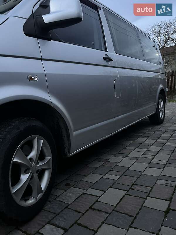 Минивэн Volkswagen Transporter 2009 в Ивано-Франковске