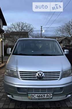 Мінівен Volkswagen Transporter 2009 в Івано-Франківську