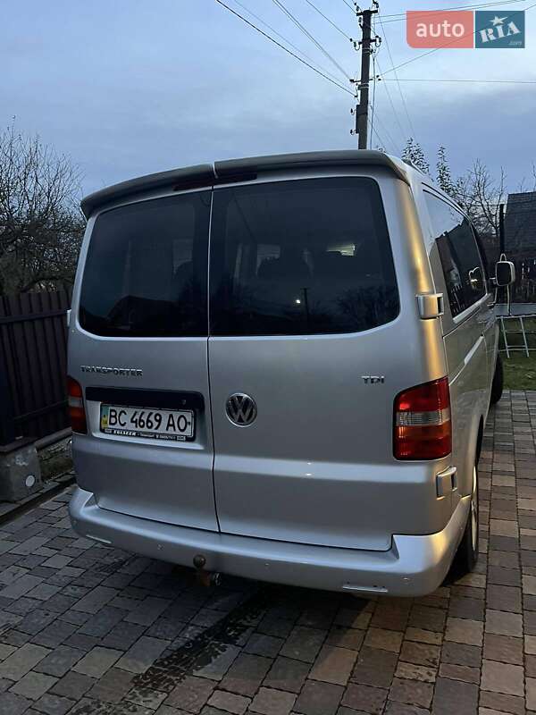 Минивэн Volkswagen Transporter 2009 в Ивано-Франковске