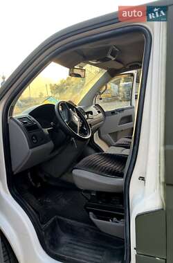 Минивэн Volkswagen Transporter 2004 в 