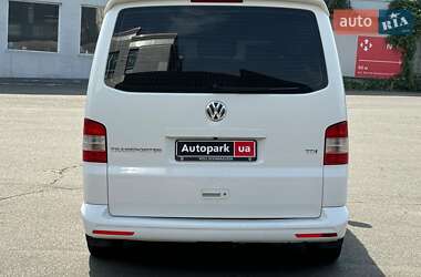 Минивэн Volkswagen Transporter 2014 в 