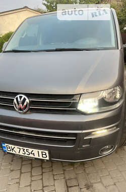 Минивэн Volkswagen Transporter 2014 в Рокитном