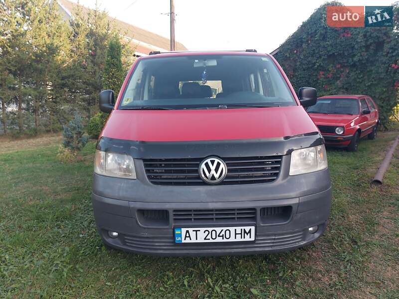 Минивэн Volkswagen Transporter 2005 в Долине