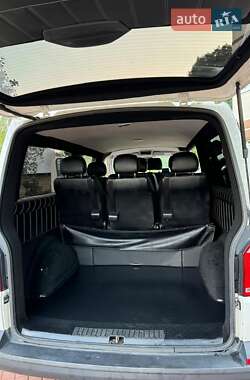 Минивэн Volkswagen Transporter 2016 в 