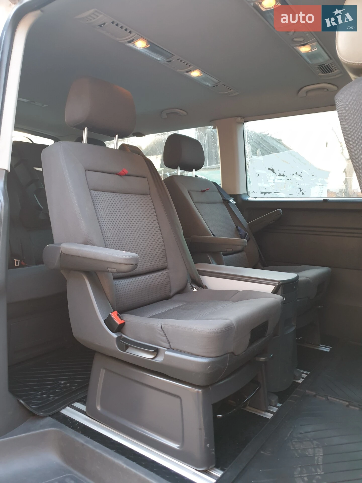 2010 Volkswagen Transporter - мініатюра 4