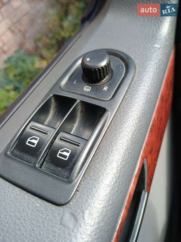 Мінівен Volkswagen Transporter 2006 в Києві