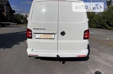 Грузовой фургон Volkswagen Transporter 2017 в 