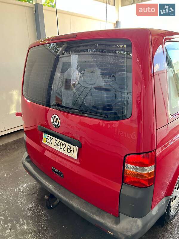 Мінівен Volkswagen Transporter 2005 в Рокитному