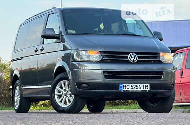 Мінівен Volkswagen Transporter 2014 в Дрогобичі