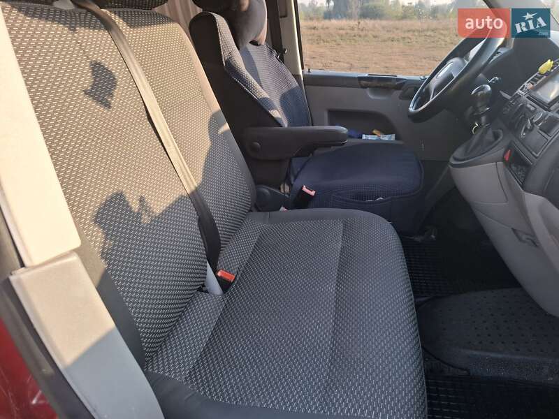 Минивэн Volkswagen Transporter 2005 в Бердичеве