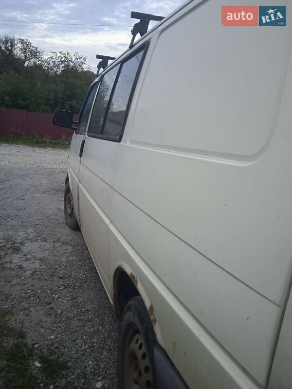 Минивэн Volkswagen Transporter 2000 в Жмеринке