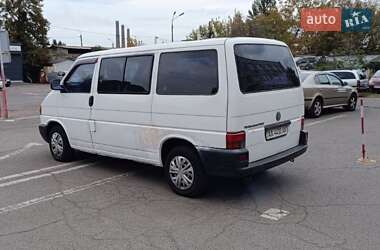 Мінівен Volkswagen Transporter 2001 в 