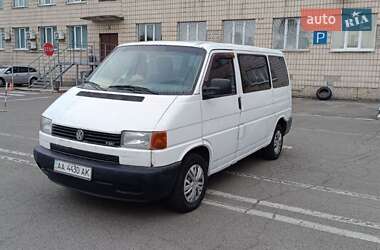 Мінівен Volkswagen Transporter 2001 в 