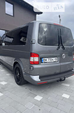 Мінівен Volkswagen Transporter 2014 в Рокитному