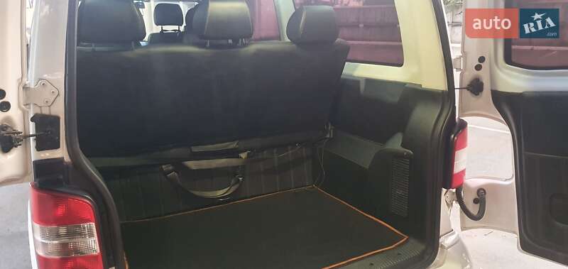 Мінівен Volkswagen Transporter 2015 в Дніпрі