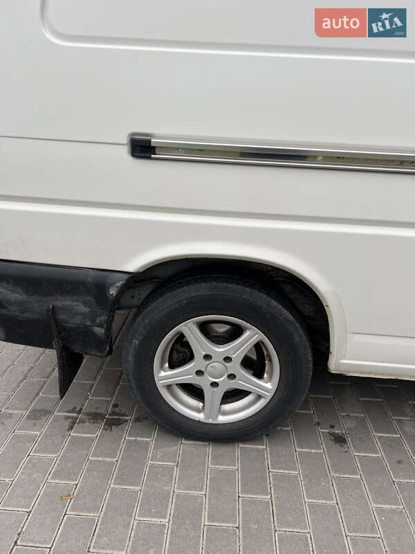 Минивэн Volkswagen Transporter 1999 в Ковеле