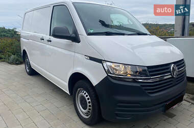 Грузовой фургон Volkswagen Transporter 2020 в 