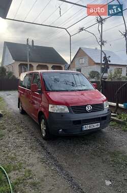 Минивэн Volkswagen Transporter 2004 в Тячеве