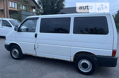 Мінівен Volkswagen Transporter 2000 в Немирові