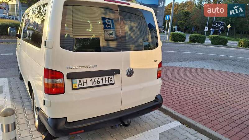 Минивэн Volkswagen Transporter 2008 в Киеве