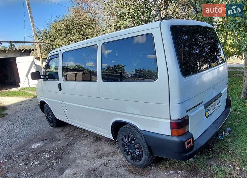 Мінівен Volkswagen Transporter 2002 в Ланівці