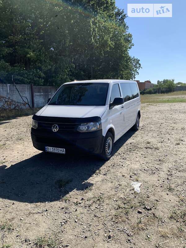 Мінівен Volkswagen Transporter 2014 в Умані