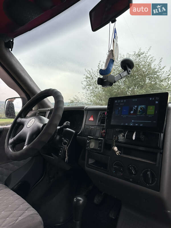 Минивэн Volkswagen Transporter 1999 в Черновцах