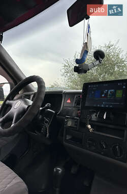Минивэн Volkswagen Transporter 1999 в 