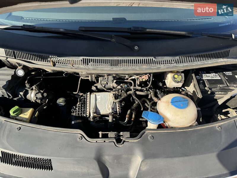 Грузовой фургон Volkswagen Transporter 2018 в Киеве