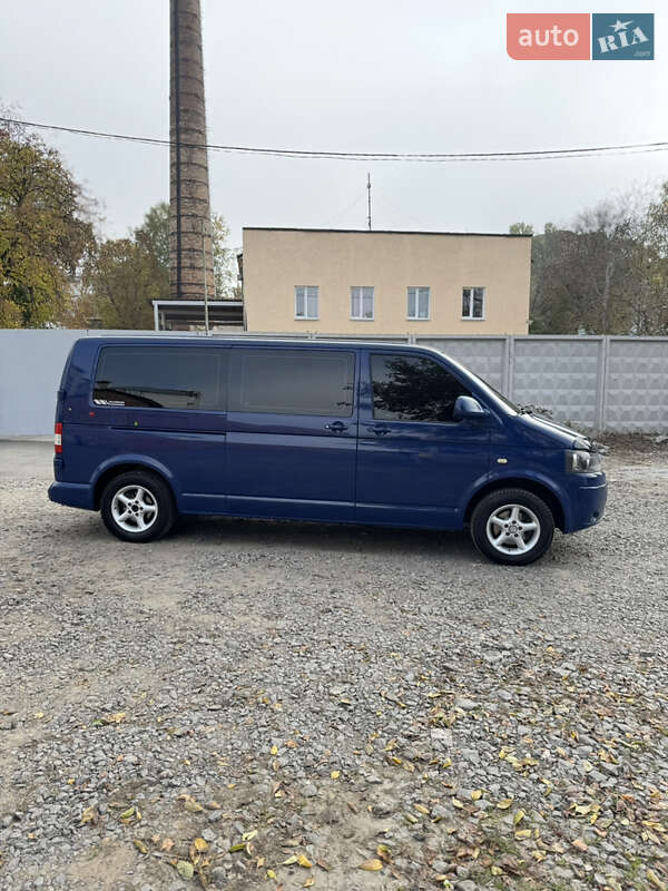 Минивэн Volkswagen Transporter 2010 в Хмельницком