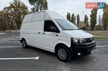 Грузовой фургон Volkswagen Transporter 2015 в Чернигове