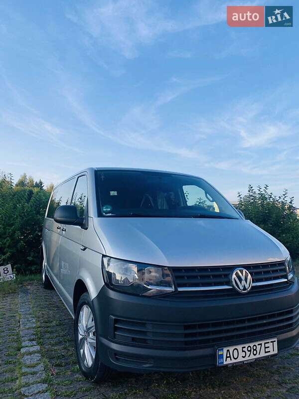 Мінівен Volkswagen Transporter 2016 в Хусті