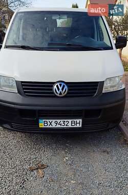 Вантажний фургон Volkswagen Transporter 2005 в Хмельницькому