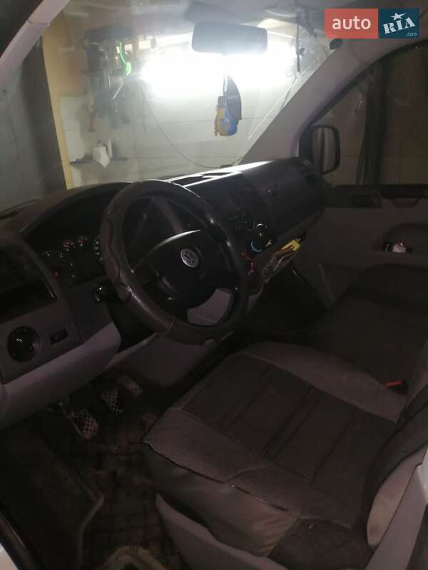 Минивэн Volkswagen Transporter 2009 в Харькове фото 4 Минивэн Volkswagen Transporter 2009 в Харькове